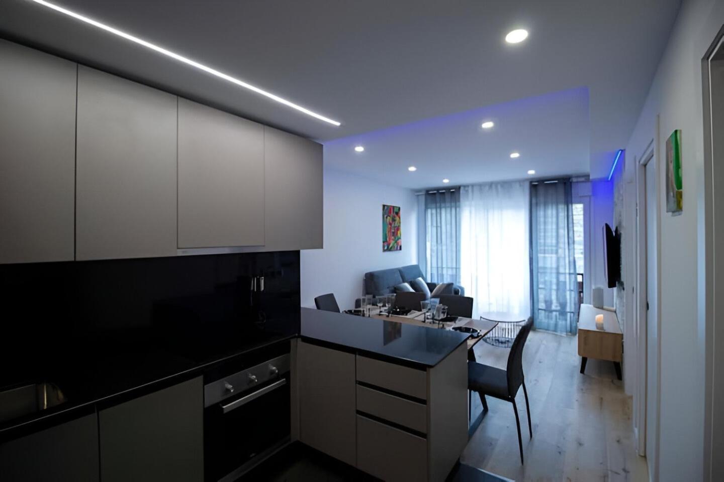 Apartamento Moderno A 5 Min Del Funicamp, 1-2 Енкамп Экстерьер фото